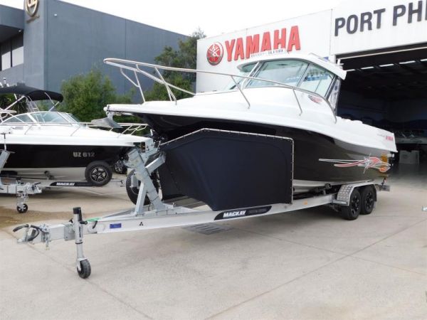2025 HAINES HUNTER Enclosed 725 image