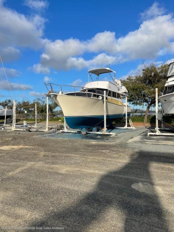 Image for 1971 Bracken 12m Flybridge Cruiser 17