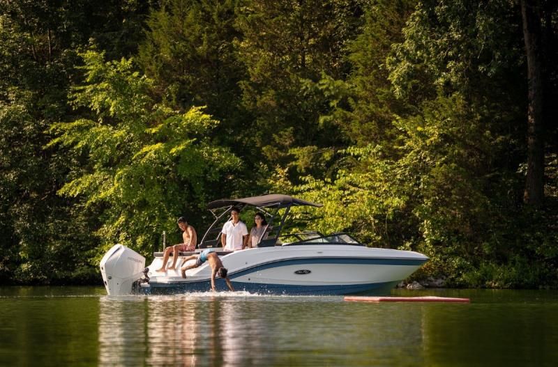 Image for 2024 Sea Ray 230 SPX OB 0