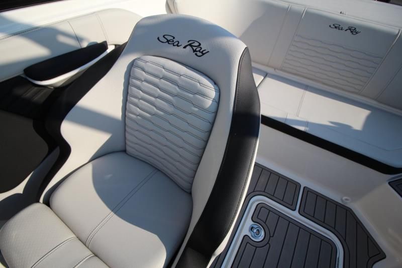 Image for 2023 Sea Ray 190 SPX OB 23