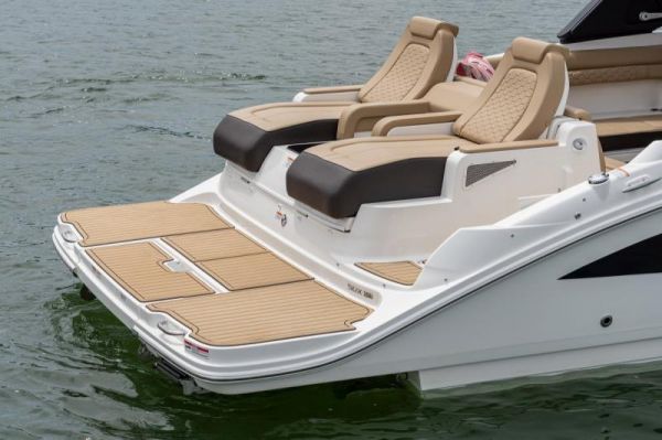 2025 Sea Ray 290 SDX image