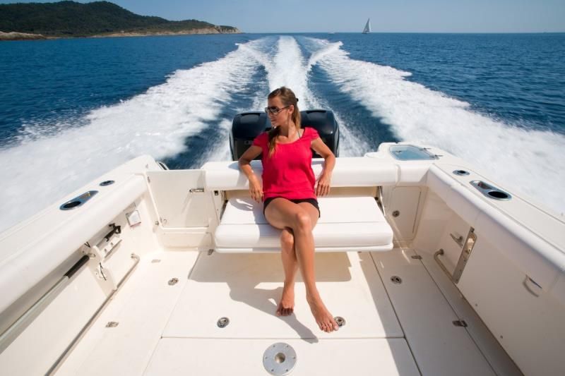 Image for 2025 Boston Whaler 285 Conquest 40