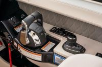 Image for 2025 Sea Ray 400 SLX 4