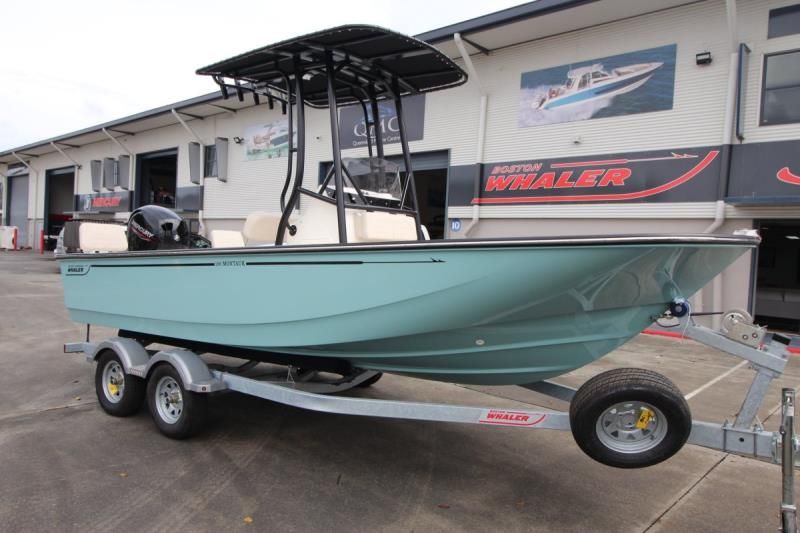 Image for 2024 Boston Whaler 190 Montauk 0