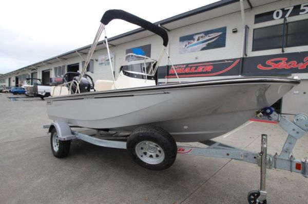 2024 Boston Whaler 170 Montauk image