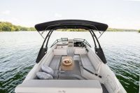 Image for 2025 Sea Ray 270 SDX 11
