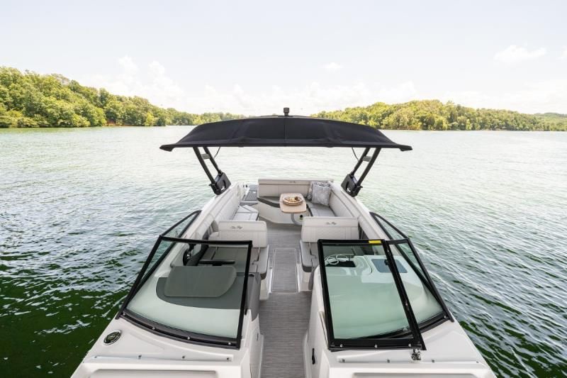 Image for 2025 Sea Ray 270 SDX 12