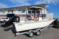 Image for 2023 Boston Whaler 210 Montauk 2