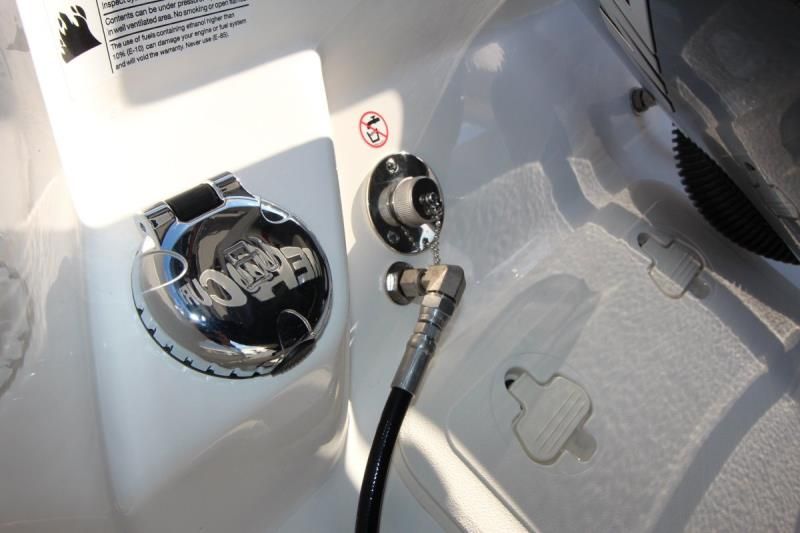 Image for 2023 Boston Whaler 210 Montauk 27