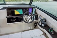 Image for 2025 Sea Ray 320 Sundancer 23