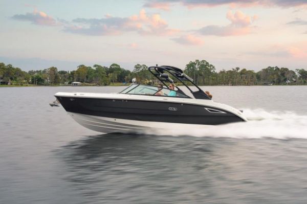 2025 Sea Ray 270 SDX image