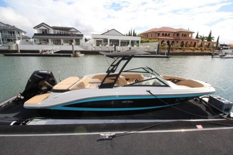 Image for 2022 Sea Ray 210 SPX OB 0