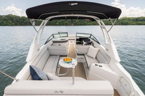 2025 Sea Ray 270 SDX OB image