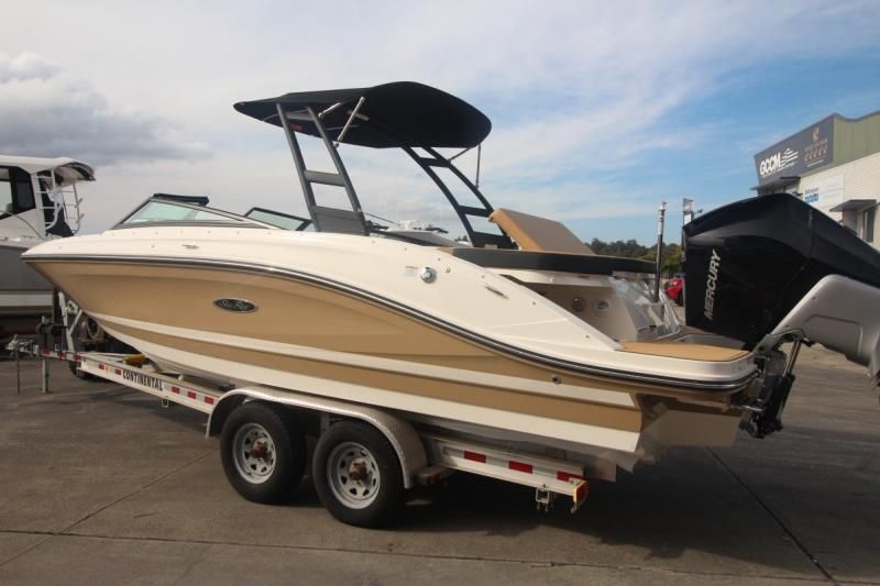 Image for 2023 Sea Ray 230 SPX OB 0