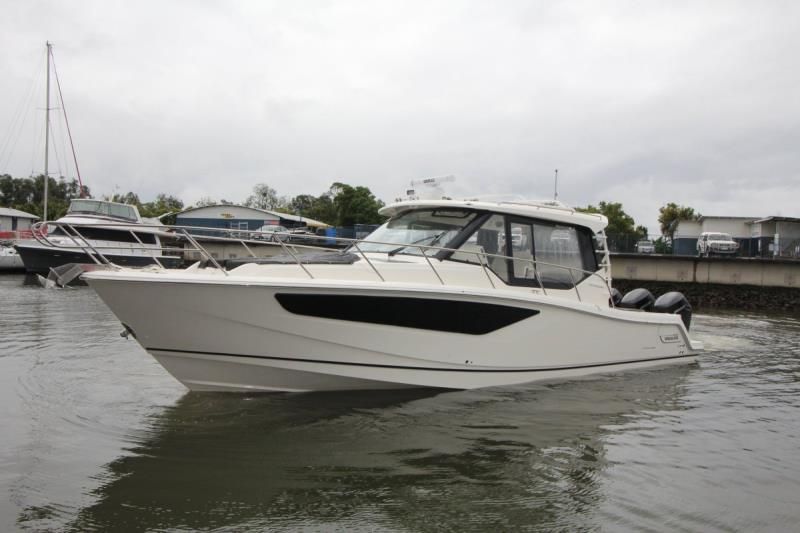 Image for 2024 Boston Whaler 405 Conquest 0