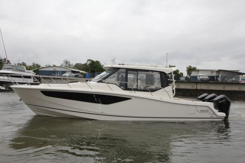Image for 2024 Boston Whaler 405 Conquest 1