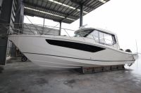 Image for 2024 Boston Whaler 405 Conquest 8