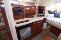 Image for Sea Ray 335 Sundancer 12