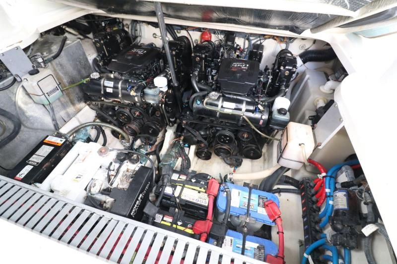 Image for Sea Ray 335 Sundancer 16