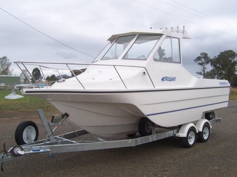 Image for HYDROFIELD Jaguar Power Boat 0