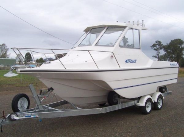 HYDROFIELD Jaguar Power Boat image