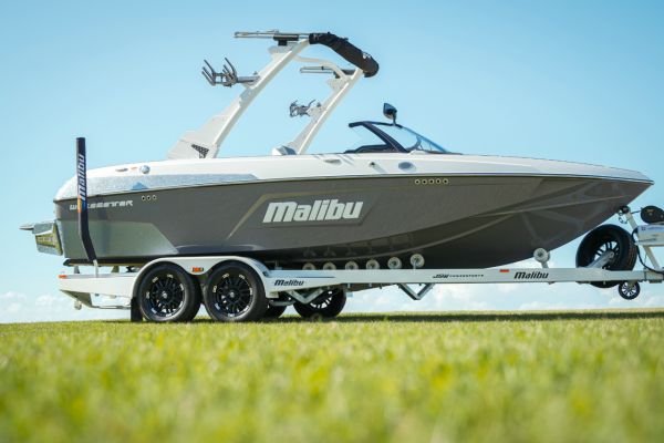 2024 Malibu Wakesetter 20 Vtx Monohull image