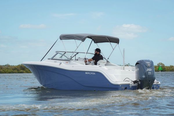 2024 Sea Fox 228 Traveler Monohull image