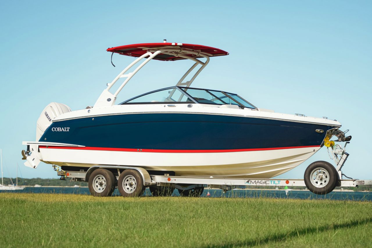 Image for 2024 Cobalt R6 Outboard Monohull 0