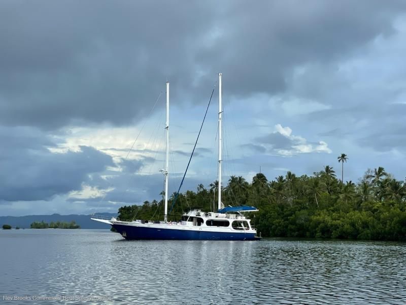 Image for 1992 Custom Expedition Motor Cruiser 1