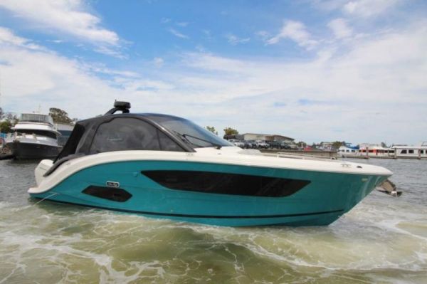 2023 Sea Ray 370 Sundancer OB image