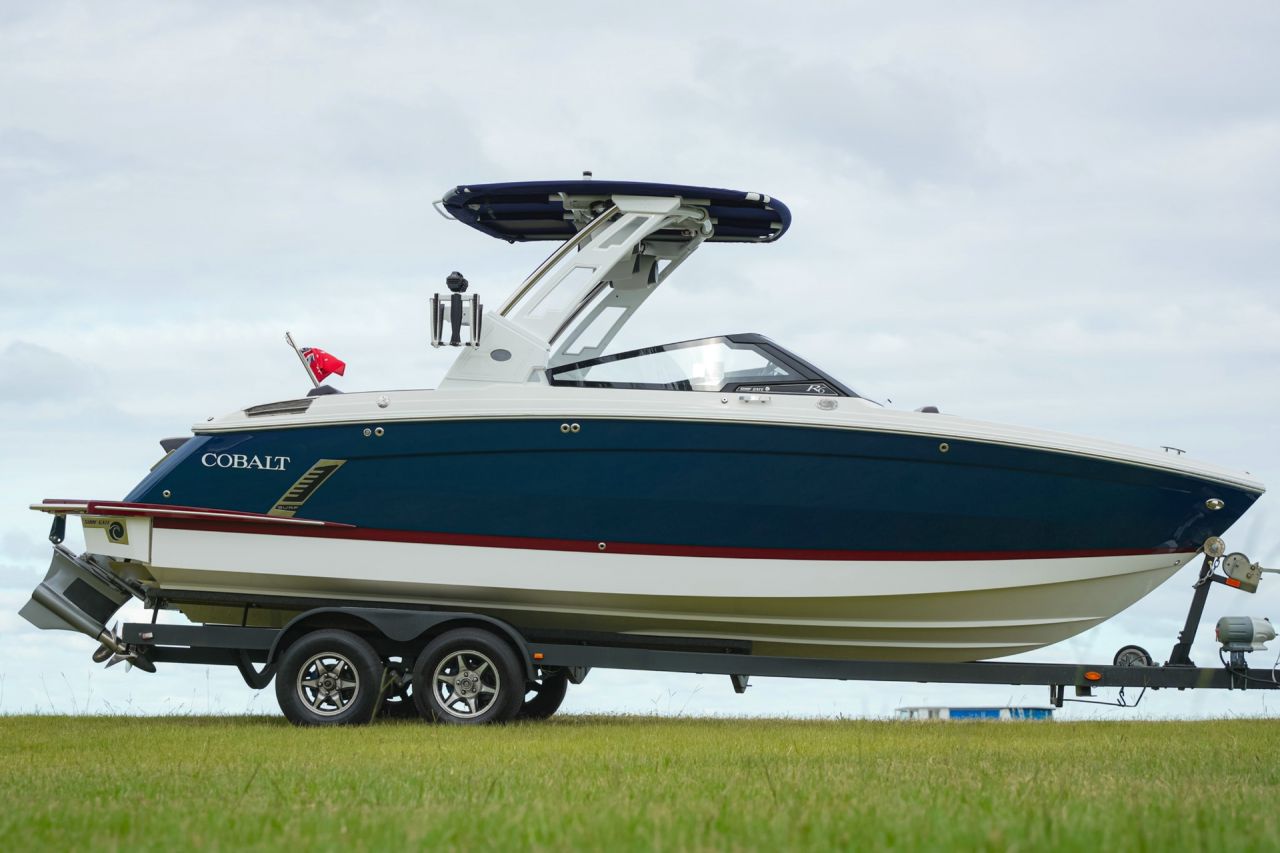 Image for 2024 Cobalt R6 Surf Monohull 1
