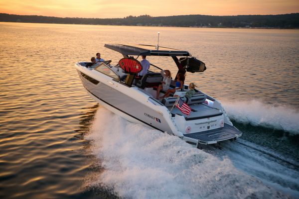 2026 Cobalt R31 Surf Monohull image