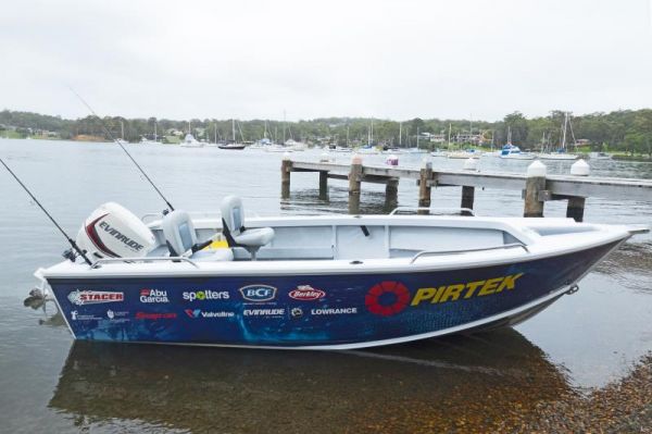 Stacer 469 Outlaw TS image