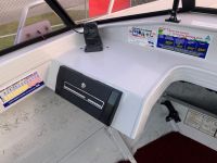 Image for QUINTREX 475 BAYHUNTER RUNABOUT 12