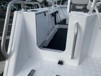 Image for STESSL 5600 COAST RUNNER CENTRE CABIN 18