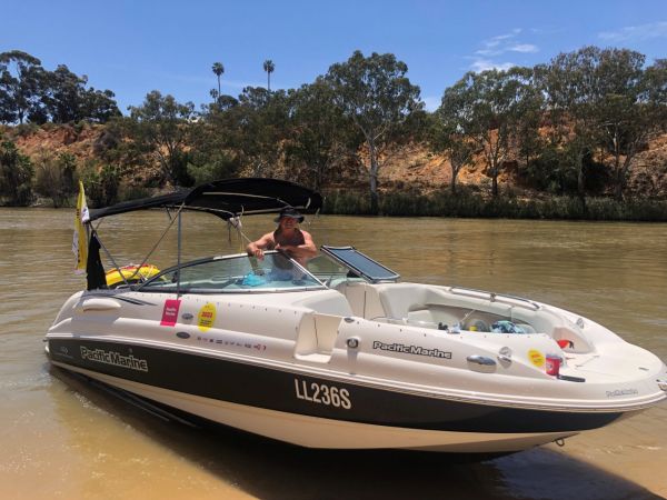 Chaparral 254 Sunesta BR image