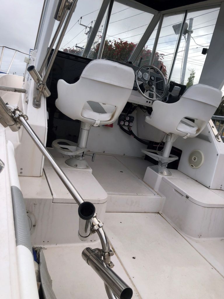 Image for 00 WELLCRAFT 23 Coastal Runabout 1