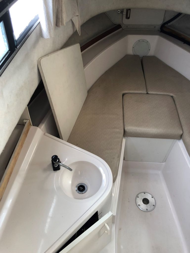 Image for 00 WELLCRAFT 23 Coastal Runabout 8
