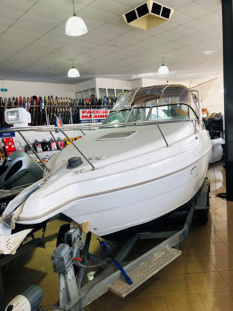 Image for 2004 Glastron GS279 Luxury Cruiser 0