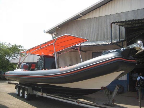 2019 Apex A-33 Deluxe Tender image
