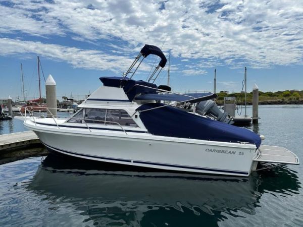 2000 Caribbean 26 Flybridge Sports Fisherman image