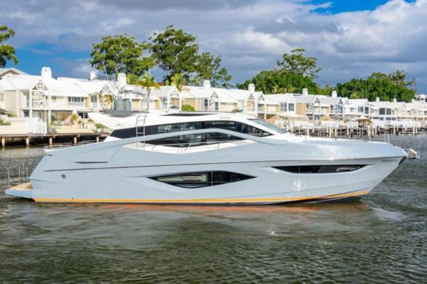 2017 Numarine 62 Hardtop image