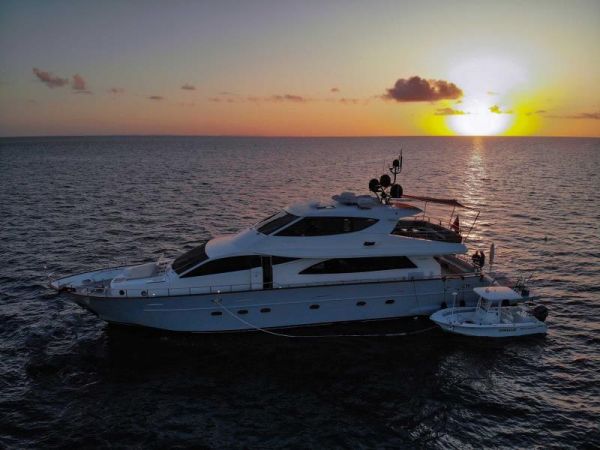 2009 Falcon 98 Motor Yacht image