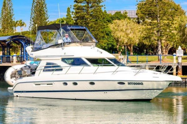 1999 Cranchi Alantique 40 image
