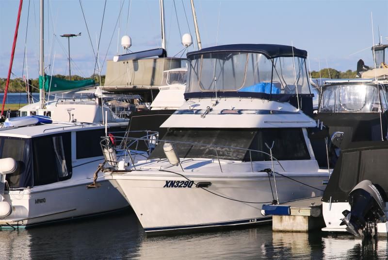 Image for 1989 Riviera 34 Flybridge 0