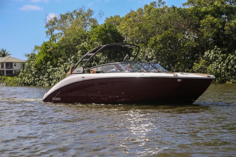 Image for 2023 Yamaha 252S 1