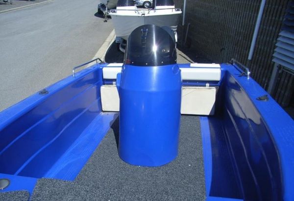 2008 POLYCRAFT 480 CENTRE CONSOLE image