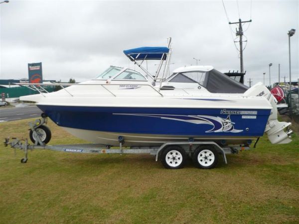 2011 HAINES HUNTER 560 Classic Offshore image