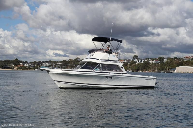 Image for 2004 Caribbean 26 Flybridge Cruiser 1