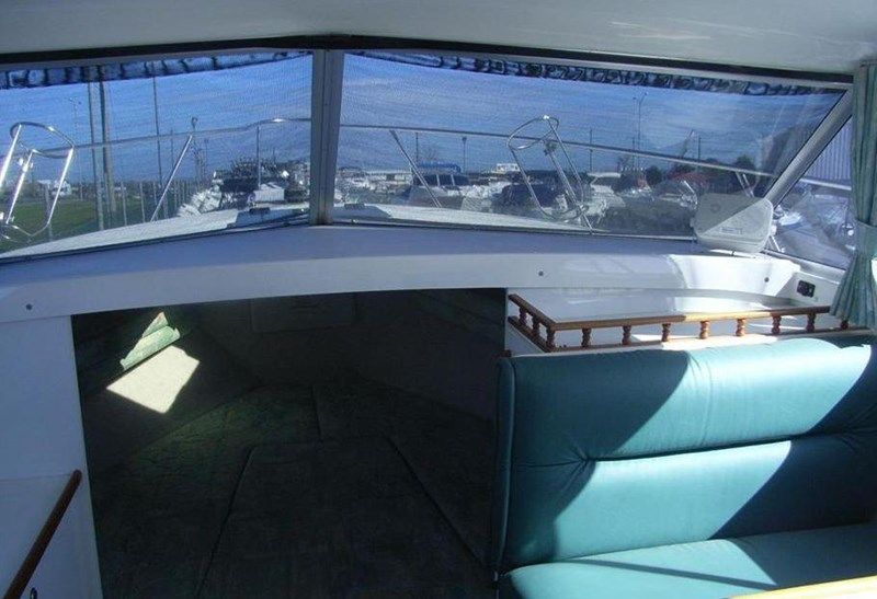 Image for 1999 CARIBBEAN 26 FLYBRIDGE CRUISER 14